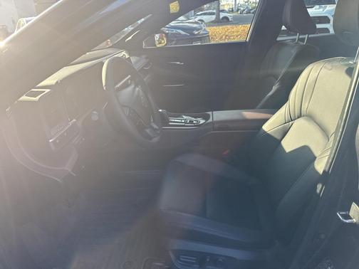 2023 Toyota Crown Limited