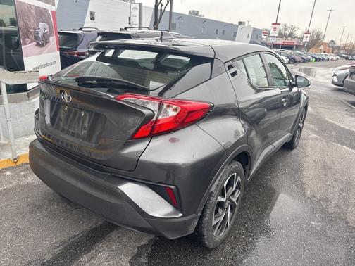 2021 Toyota C-HR XLE