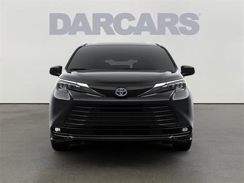 2025 Toyota Sienna XLE 7 Passenger