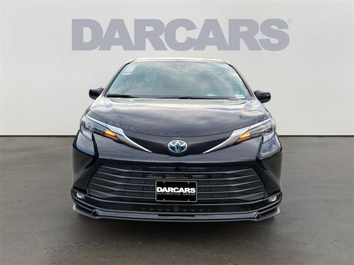 2025 Toyota Sienna XLE 7 Passenger