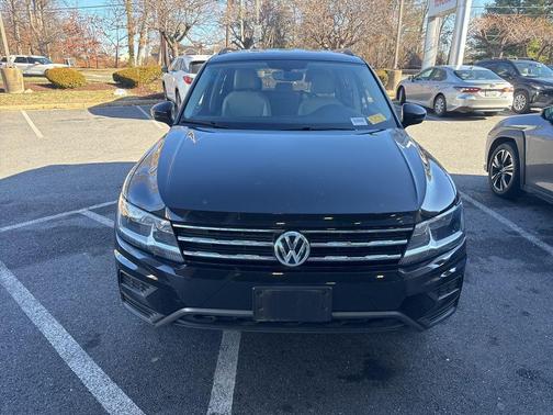 2021 Volkswagen Tiguan 2.0T SE R-Line Black