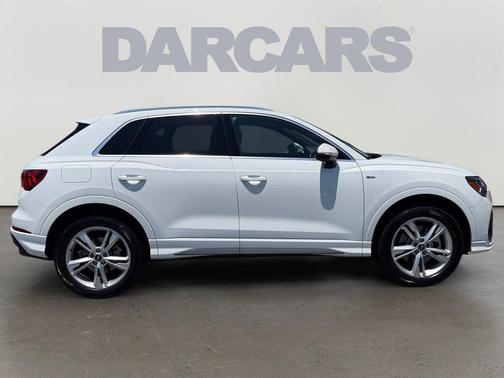 Arkona White 2024 Audi Q3 45 S line Premium Plus