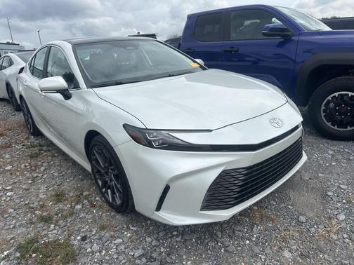 2025 Toyota Camry XLE