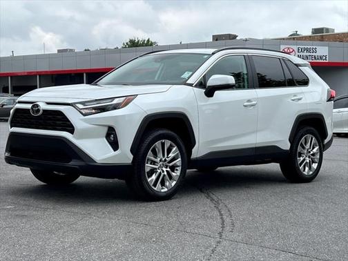 2024 Toyota RAV4 XLE Premium