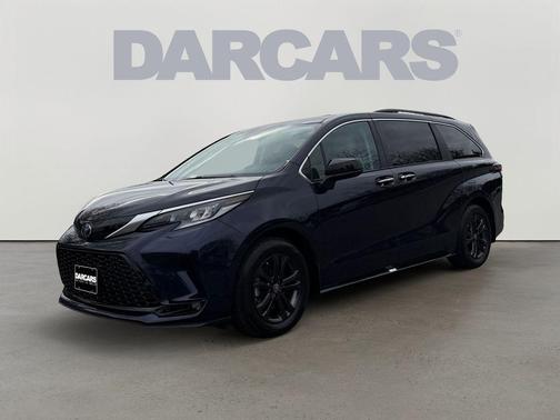 2024 Toyota Sienna XSE 7 Passenger