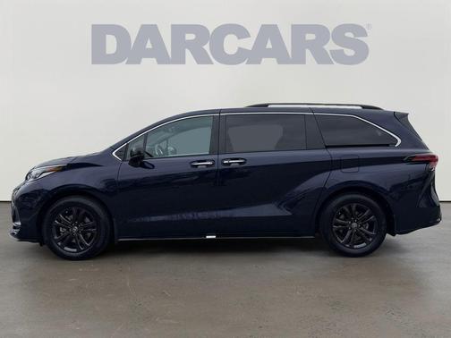 2024 Toyota Sienna XSE 7 Passenger