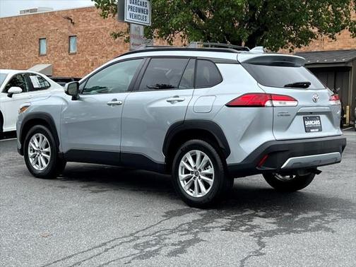 2022 Toyota Corolla Cross LE