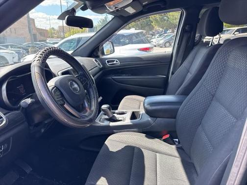 2021 Jeep Grand Cherokee Laredo
