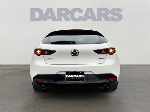 Snowflake White Pearl Mica 2022 Mazda Mazda3 FWD w/Premium Package