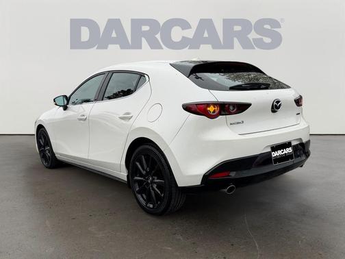 Snowflake White Pearl Mica 2022 Mazda Mazda3 FWD w/Premium Package