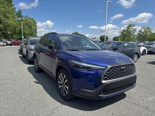 2025 Toyota Corolla Cross XLE