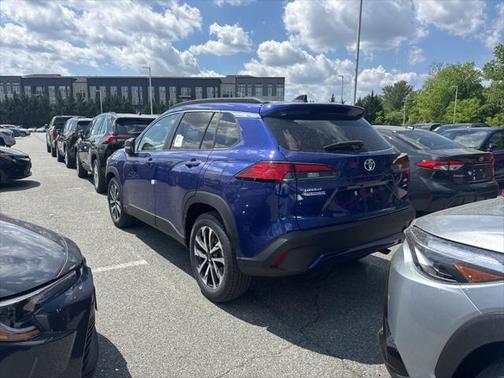 2025 Toyota Corolla Cross XLE
