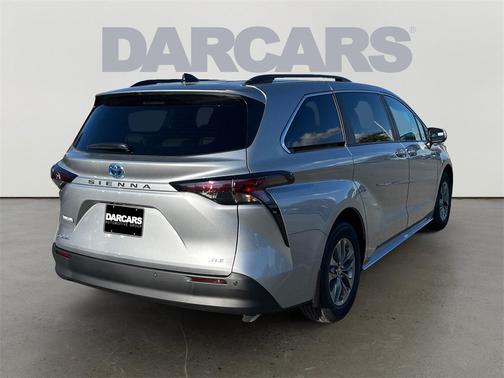 2025 Toyota Sienna XLE 7 Passenger