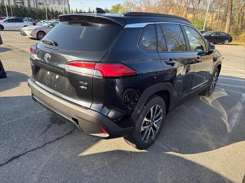 2025 Toyota Corolla Cross XLE