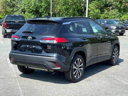 2025 Toyota Corolla Cross XLE