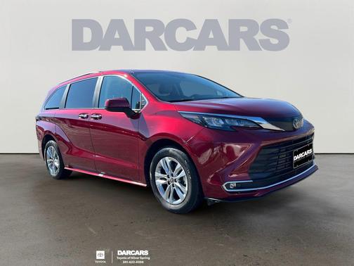 2024 Toyota Sienna XLE