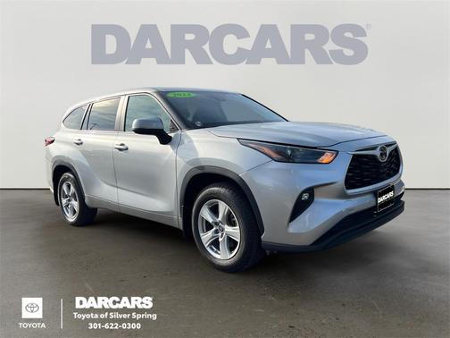 2024 Toyota Highlander LE