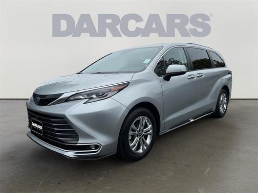 2023 Toyota Sienna Platinum 7 Passenger
