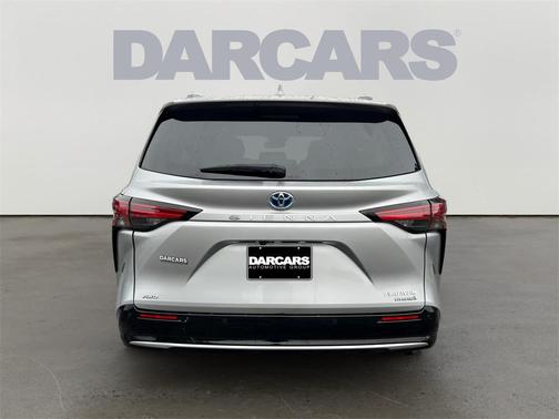 2023 Toyota Sienna Platinum 7 Passenger