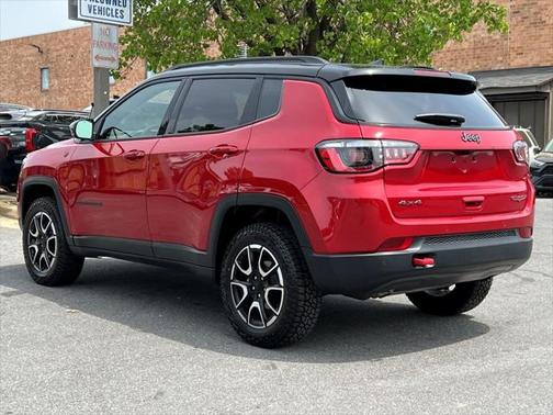 2024 Jeep Compass Trailhawk