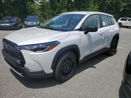 2025 Toyota Corolla Cross LE