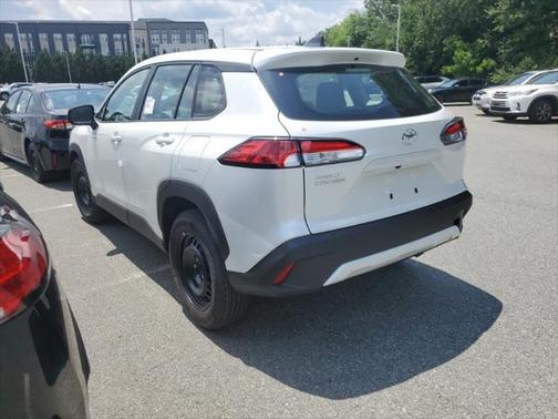 2025 Toyota Corolla Cross LE