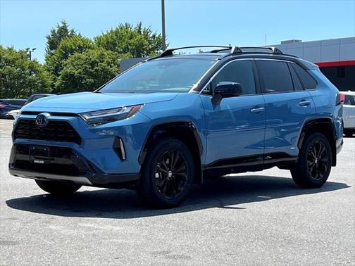2023 Toyota RAV4 Hybrid SE