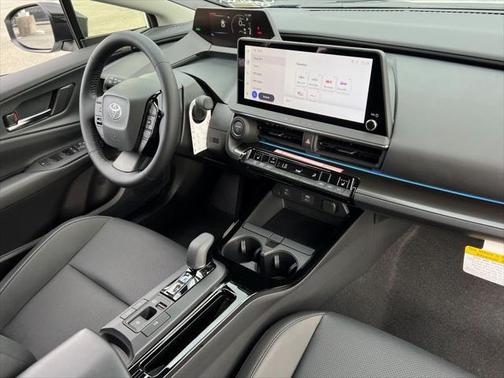 2025 Toyota Prius L