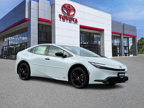 2025 Toyota Prius L