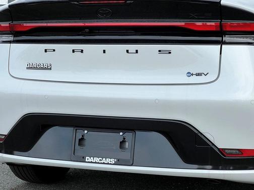 2025 Toyota Prius L