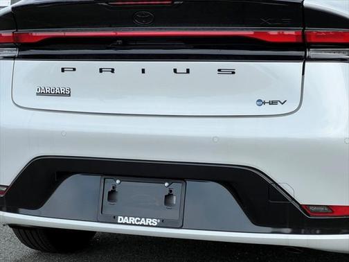 2025 Toyota Prius L