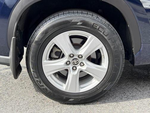 2020 Toyota Highlander L