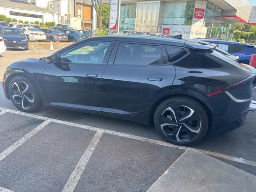 Aurora Black Pearl 2023 Kia EV6 GT-Line
