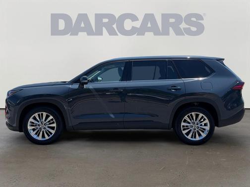 Cloud 2026 Toyota Grand Highlander Platinum