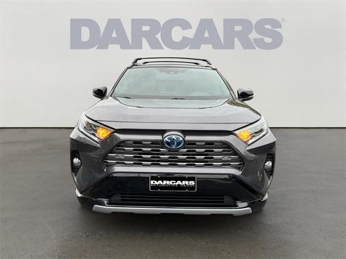 2020 Toyota RAV4 Hybrid SE