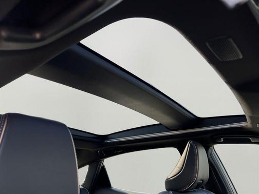 2026 Toyota Crown Platinum