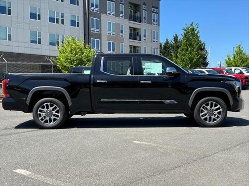 2025 Toyota Tundra Hybrid 1794 Edition