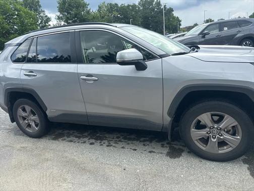 2023 Toyota RAV4 Hybrid LE