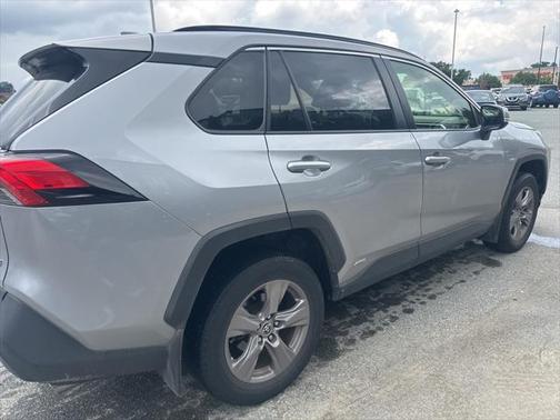 2023 Toyota RAV4 Hybrid LE