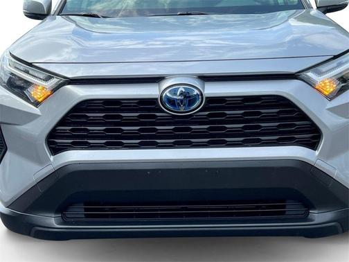 2023 Toyota RAV4 Hybrid LE