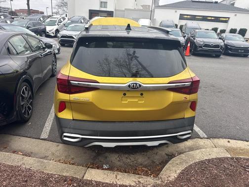 2021 Kia Seltos S