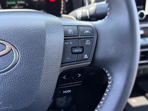 Midnight Black Metallic 2026 Toyota Camry SE