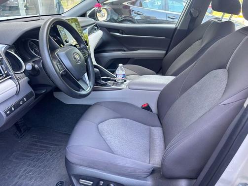 Ice Edge 2022 Toyota Camry LE