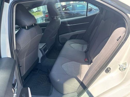 Ice Edge 2022 Toyota Camry LE