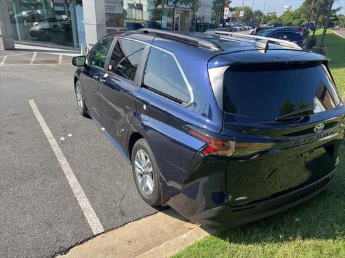 2024 Toyota Sienna XLE 7 Passenger
