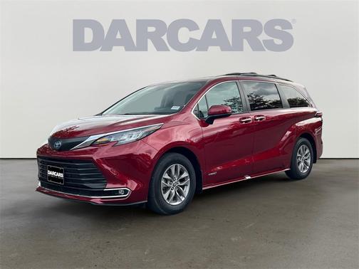 2021 Toyota Sienna XLE