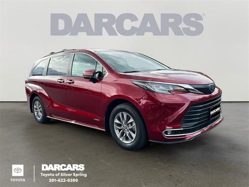 2021 Toyota Sienna XLE