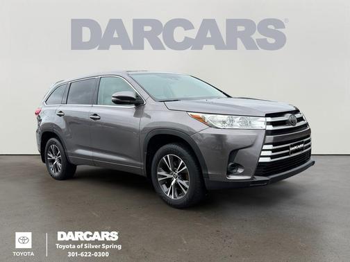 Predawn Gray Mica 2018 Toyota Highlander LE