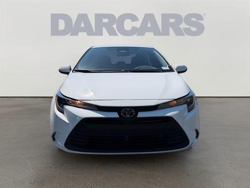 Ice 2025 Toyota Corolla LE