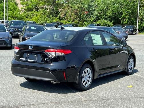 2025 Toyota Corolla Hybrid LE